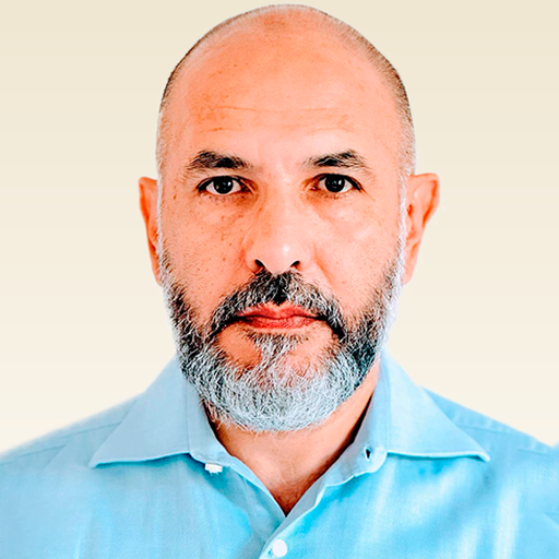 Lic. Mario Carreño